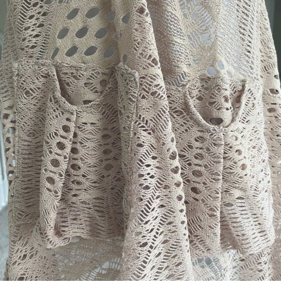 Lily by Firmiana bohemian beige crochet vest with front pockets. Women’s size S - Picture 9 of 11